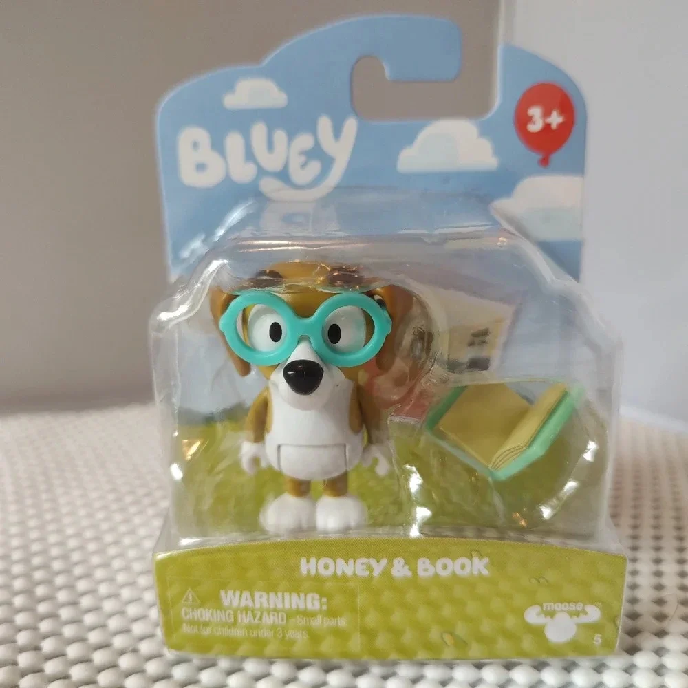 Bluey Cartoon Honey and book Figures NWT